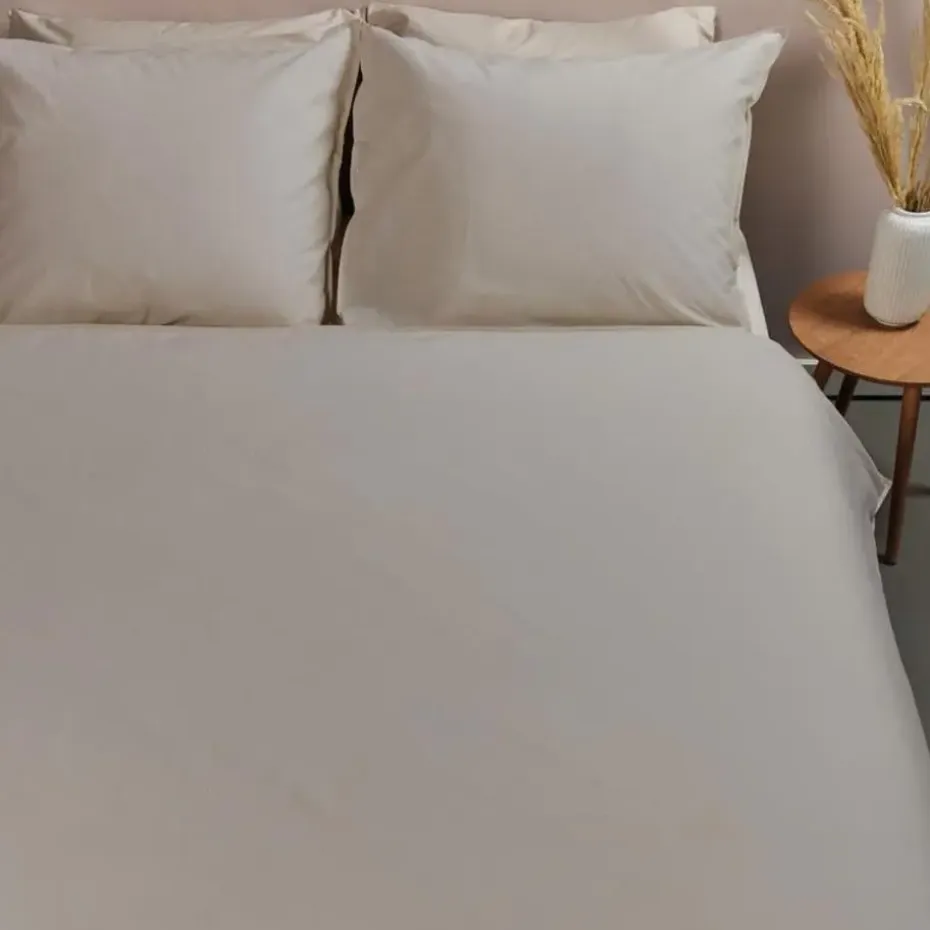 Ambiante Cotton Uni dekbedovertrek - 200x200/220 - Taupe