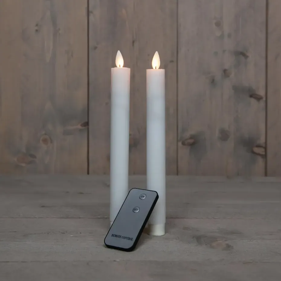 Anna's Collection Dinerkaarsen - wit - 2 stuks - LED - 23 cm