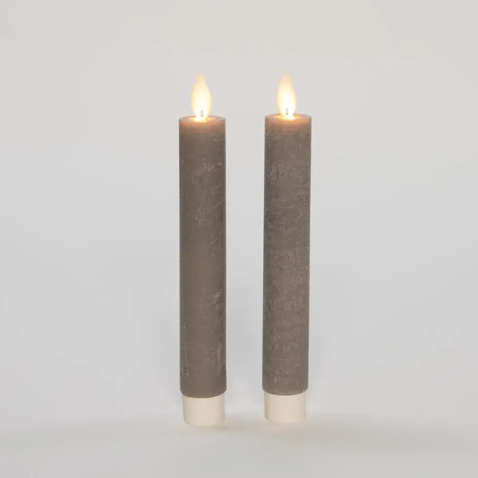Anna's Collection LED dinerkaarsen - 2x st - taupe grijs - 18 cm