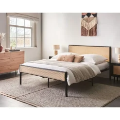 AVANTON - Tweepersoonsbed - Zwart - 140 x 200 cm - PE rotan