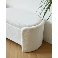 Bank met opbergruimte in witte lussen