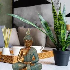 Boeddha beeld Shaman - kunststeen - goud/jade - 17 x 25 cm