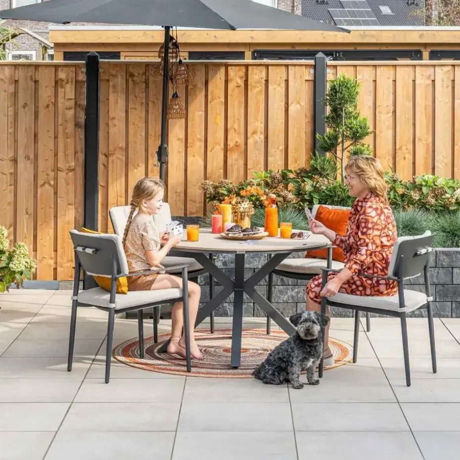 Dane tuinset 5-delig - Tulli tuintafel Ø122 cm