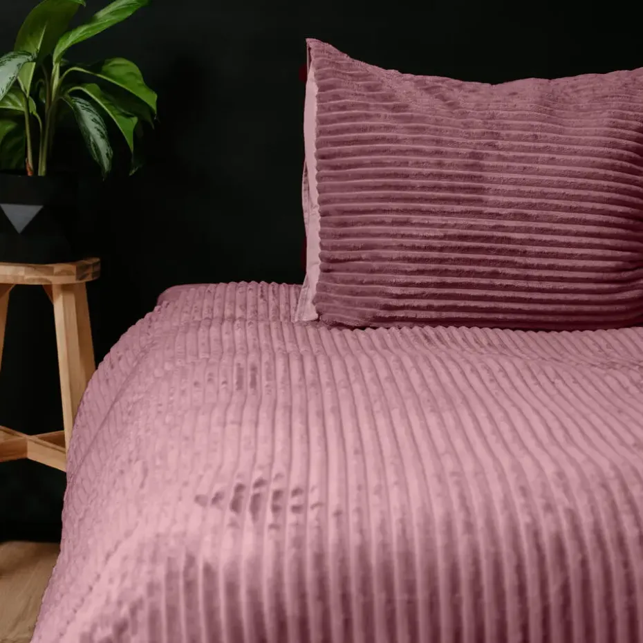 Dekbedovertrek Teddy Rib 240x220 – Fluweelzacht & Knus Design - Roze
