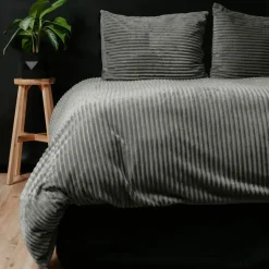 Dekbedovertrek Teddy Rib 240x220 – Fluweelzacht & Knus Design - Grijs