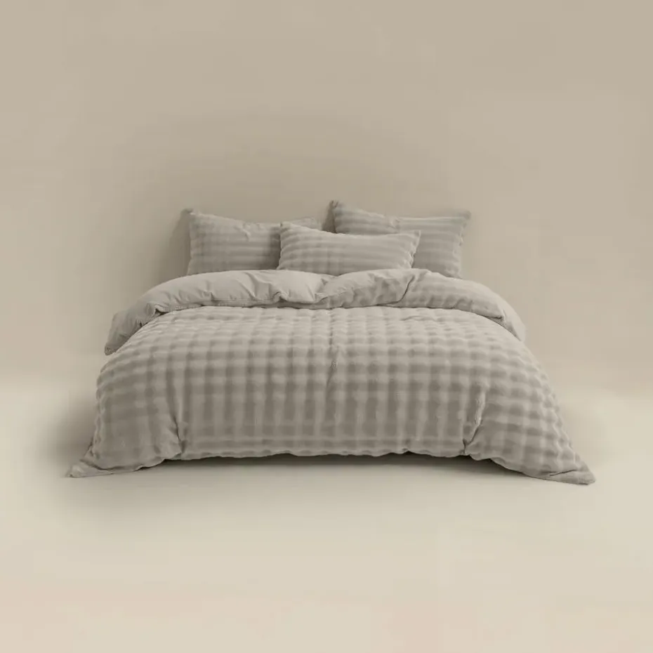 Dekbedovertrek 240x220 – Pompom Design & Warm Flanel Fleece - Beige