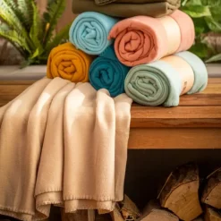 DEX - plaid 130x160 cm - fleece deken - zacht en dun - Semolina - beige