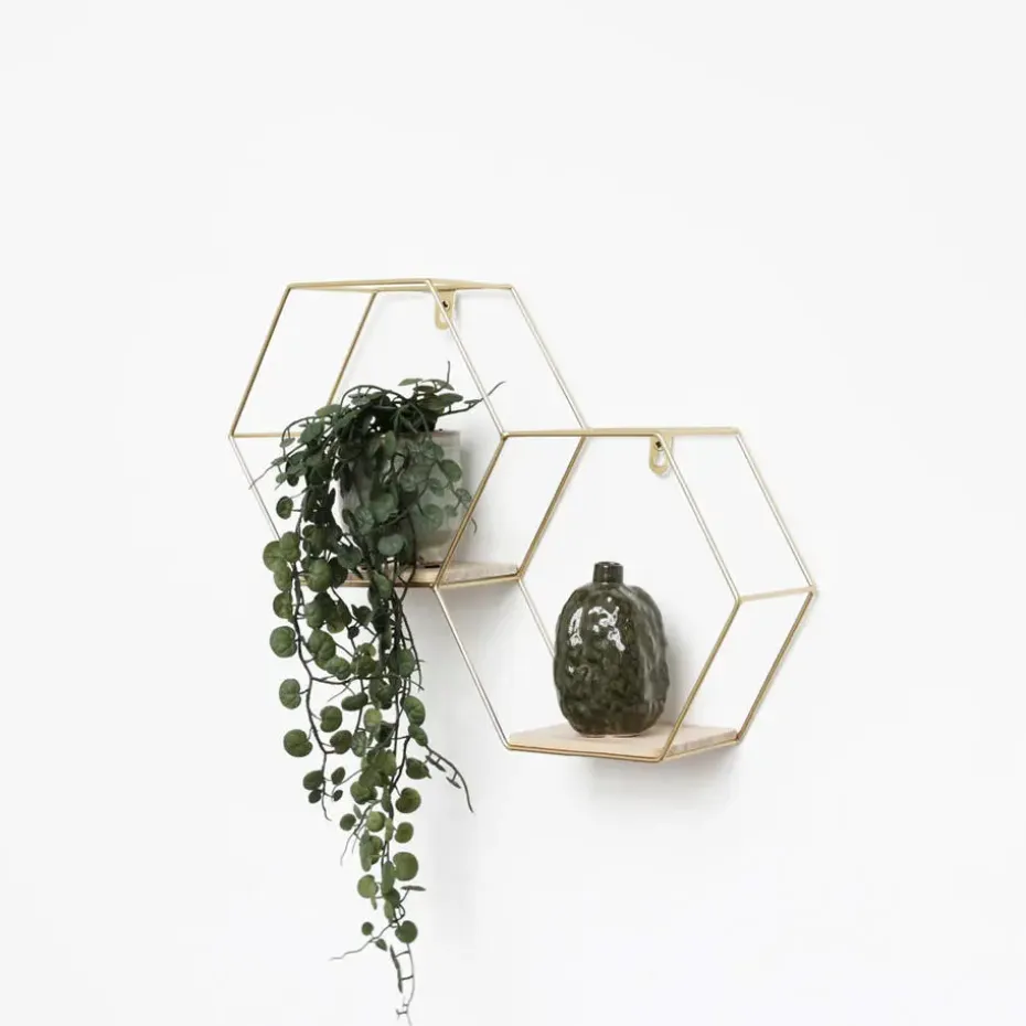 Dubbel zeshoekig metalen wandrek met 2 houten plankjes - 30,5x41 cm - Goud