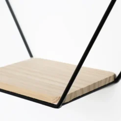 Dubbel zeshoekig metalen wandrek met 2 houten plankjes - 30,5x41 cm - Zwart