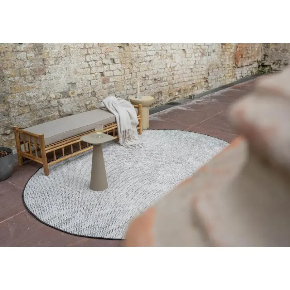 EVA Interior ovaal buitenkleed Dahl zwart - 340 x 240 cm