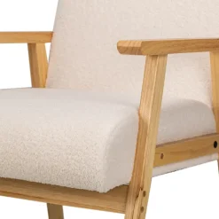Fauteuil van massief hout en witte lussen