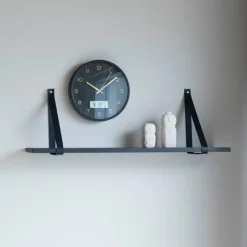 Forno zwarte wandplank met leren riemen.