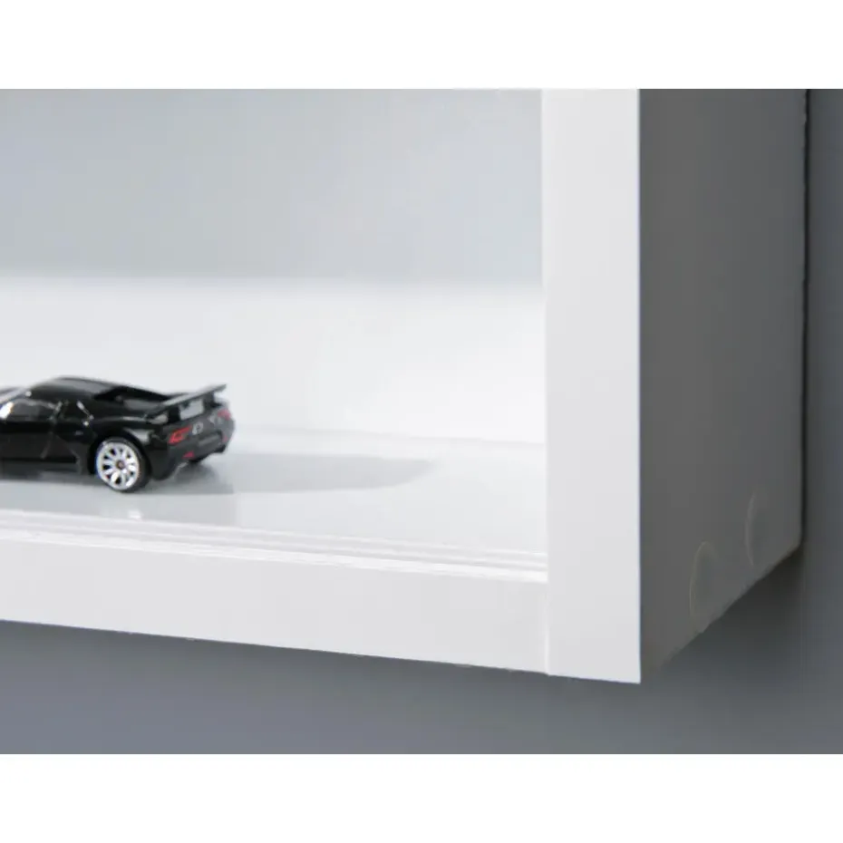 Hioshop Comit vitrinekast voor wandmontage- 2 glazen deuren wit