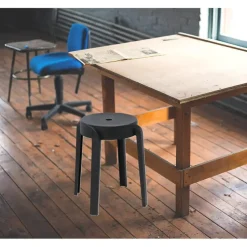 H&S Collection Bijzet krukje - zwart - kunststof - H45 cm