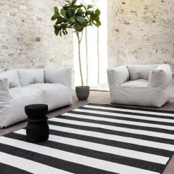 Interieur05 Buitenkleed Stripes zwart/wit dubbelzijdig - 290 x 200 cm