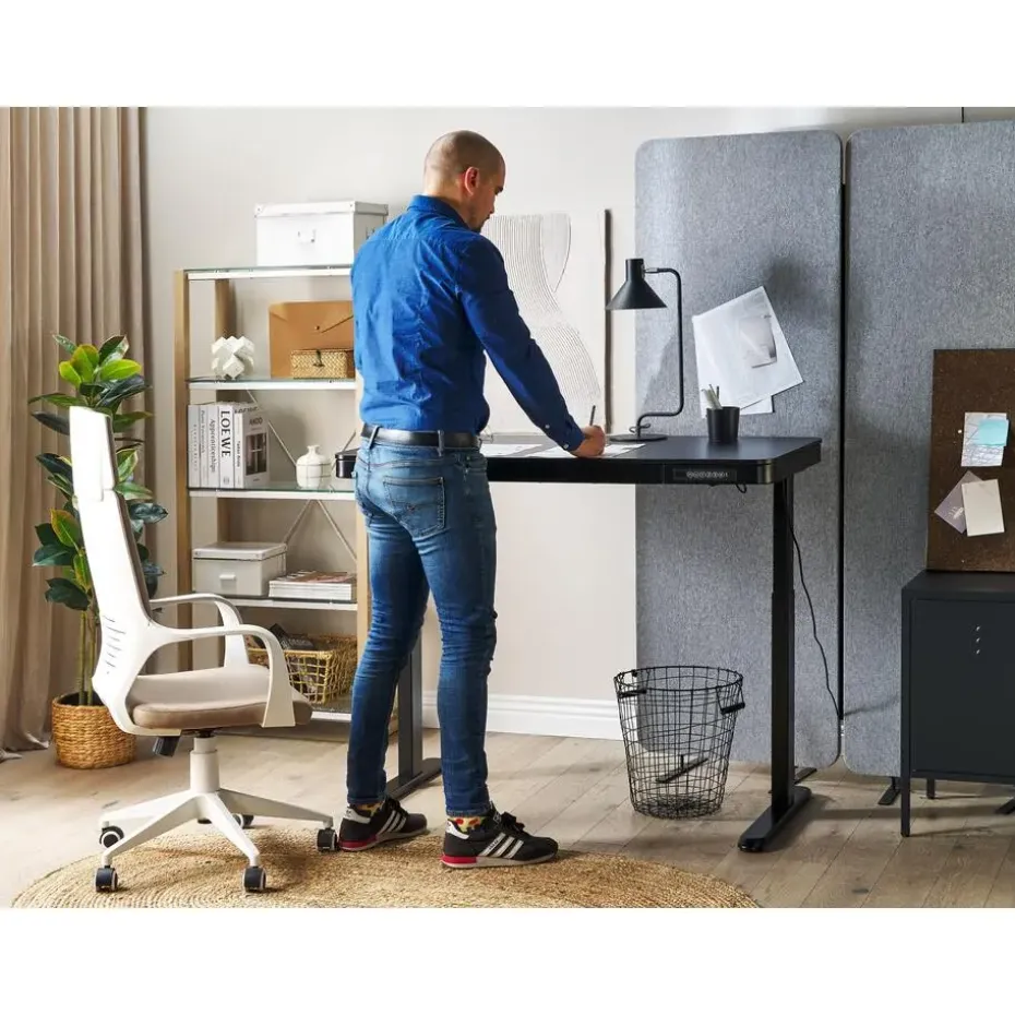 KENLY - Verstelbaar bureau - Zwart - 120 cm - Vezelplaat