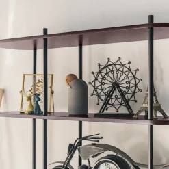 Moderne metalen en bruin houten etagère