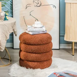 Poef met terracotta krullen en houten basis