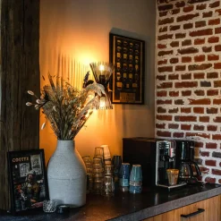 Qazqa wandlampen broom zwart e27