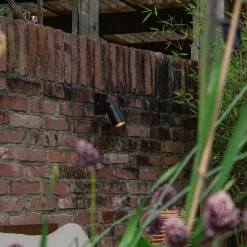 Qazqa wandlampen buiten solo zwart gu10