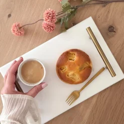 QUVIO Dienblad met gouden hendels - Marmer - Wit