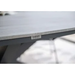 Ronde 4-persoons tuinset - Edison tafel - 4 Margriet stoelen