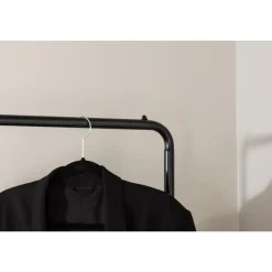 Svea - Zanda kledingrek - 175 x 100 cm - zwart